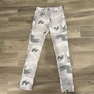 Brand Bazar Shimmer Camo Skinny Jeans pink gray pants size small stretch Italy